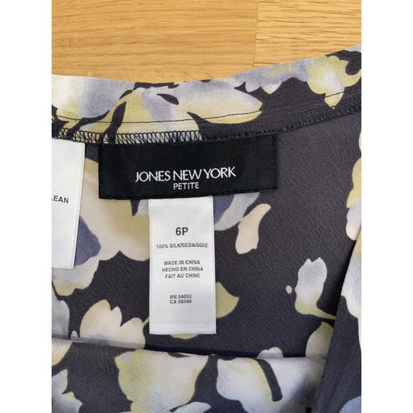 Jones New York Silk Maxi Skirt Womens Size 6 petite Fairy Grunge Blue Floral - Picture 3 of 6